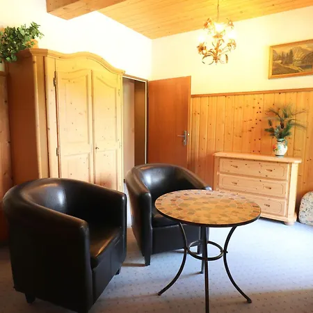 Hotel Schelpenalp