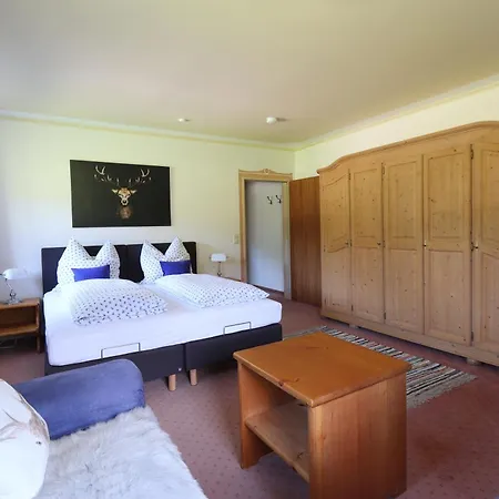 Hotel Schelpenalp
