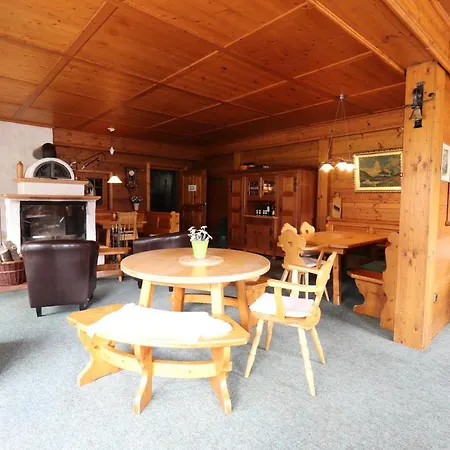 Schelpenalp Hotel *